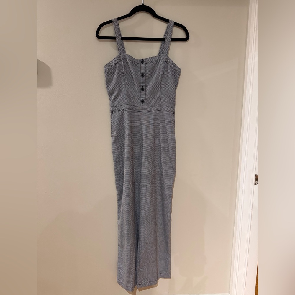 Abercrombie & Fitch Black and White Jumpsuit